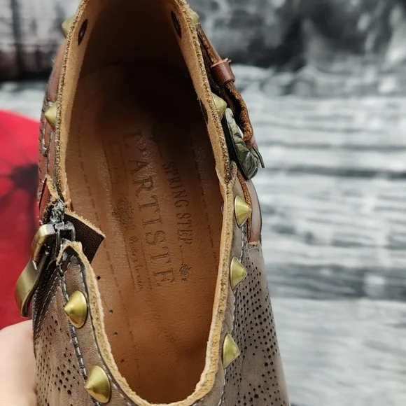 L' Artiste by Spring Step Kacie Ankle Booties 6.5-7 - Picture 8 of 11